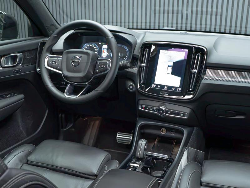XC 40 T5 Recharge DKG RDesign Expression