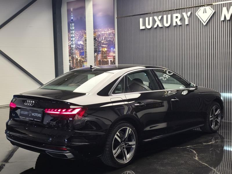 A4 40 TFSI Quattro S Tronic S Line