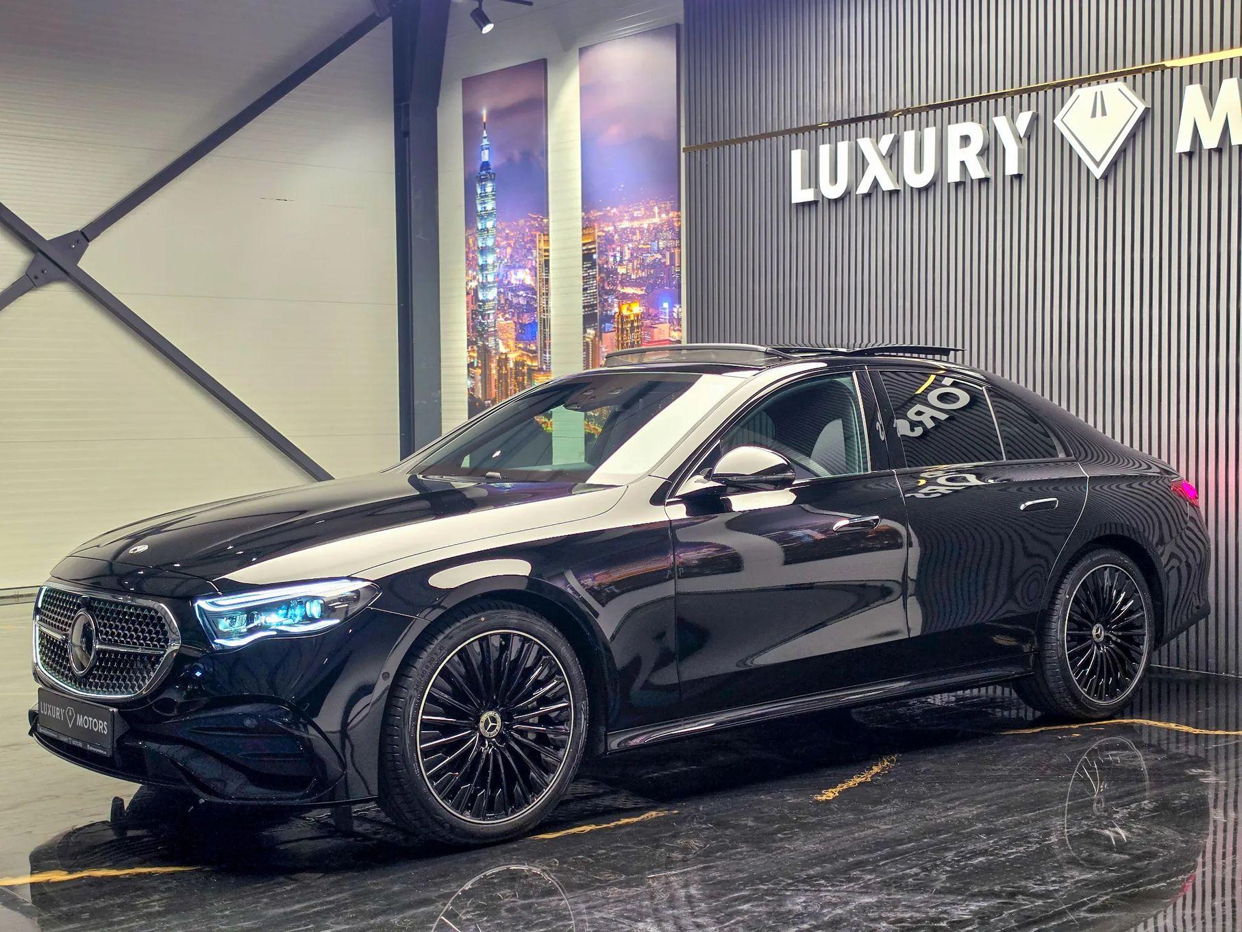 Mercedes-Benz E